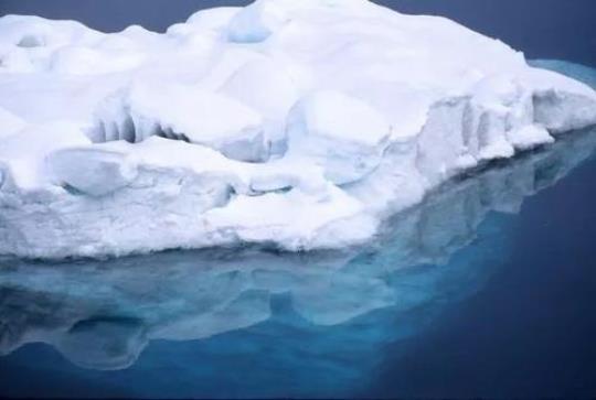 探索南极洲隐藏的冰下河流及其在未来海平面上升中的作用  南极