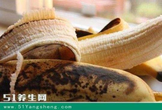 香蕉表皮变黑了，还能食用吗？