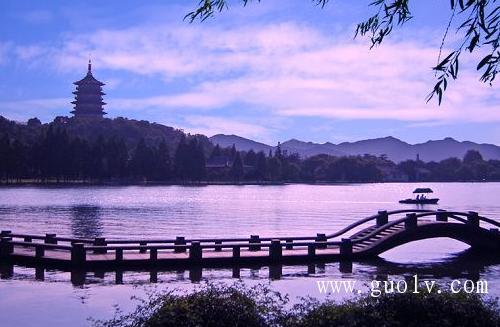 关于描写杭州西湖美景的诗句合集(优选) 关于描写杭州的诗句精