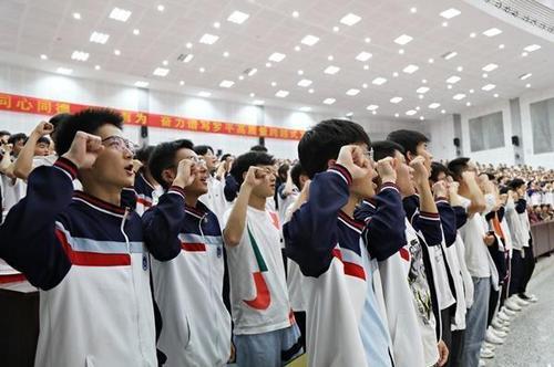 河北省邢台市重点高中有以下这18所，可供家长和初中学子们参考 邢台市重点高中排名前十